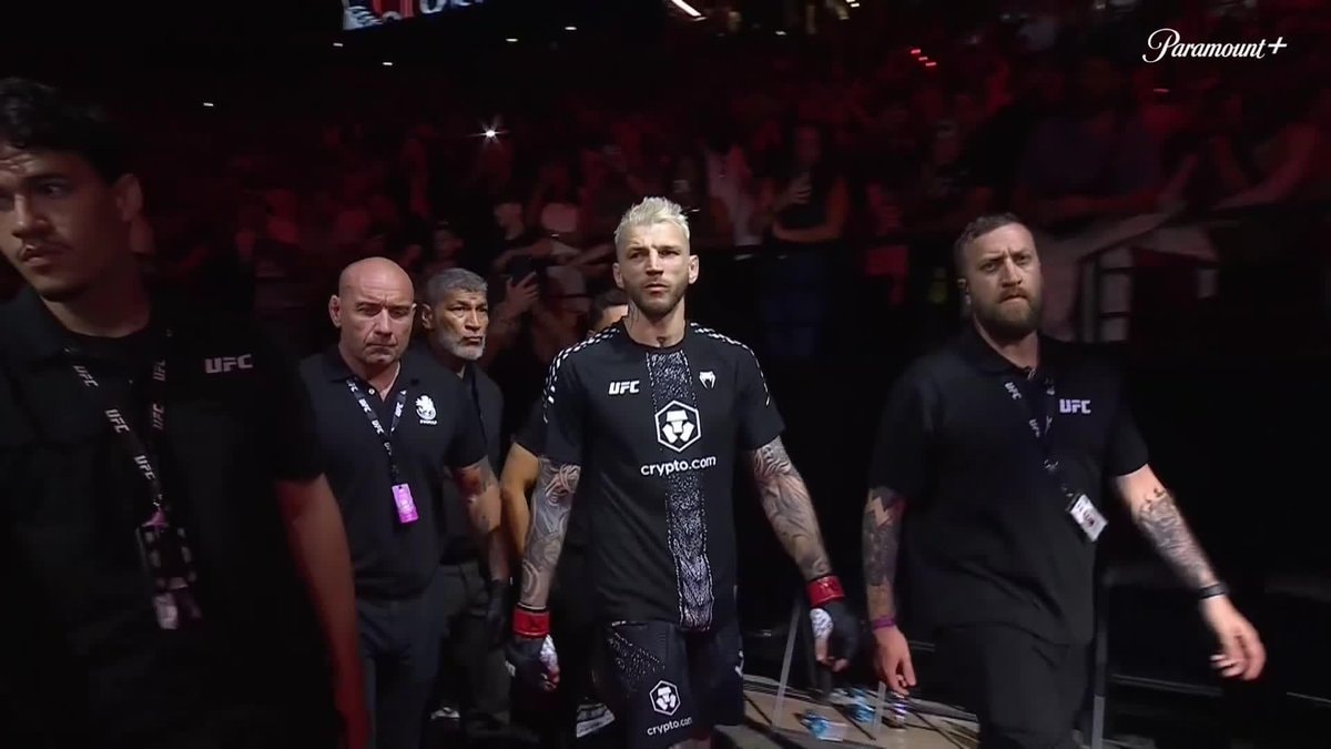 Dan booed loudly at UFC Paris