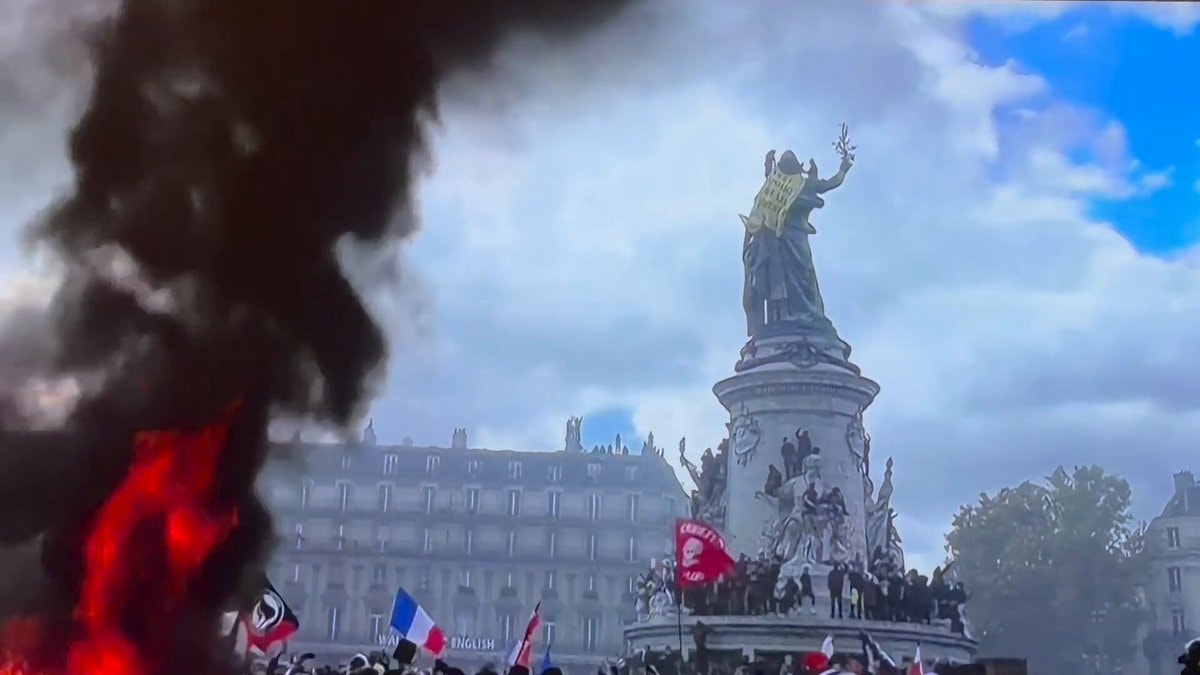 France protest smoke France protest smoke