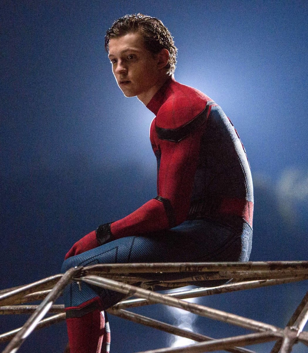 Joe Russo on Tom Holland (photo 2 of 2)