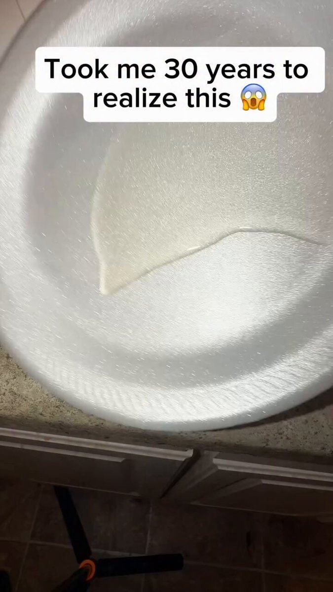 Egg frying in microwave realization
