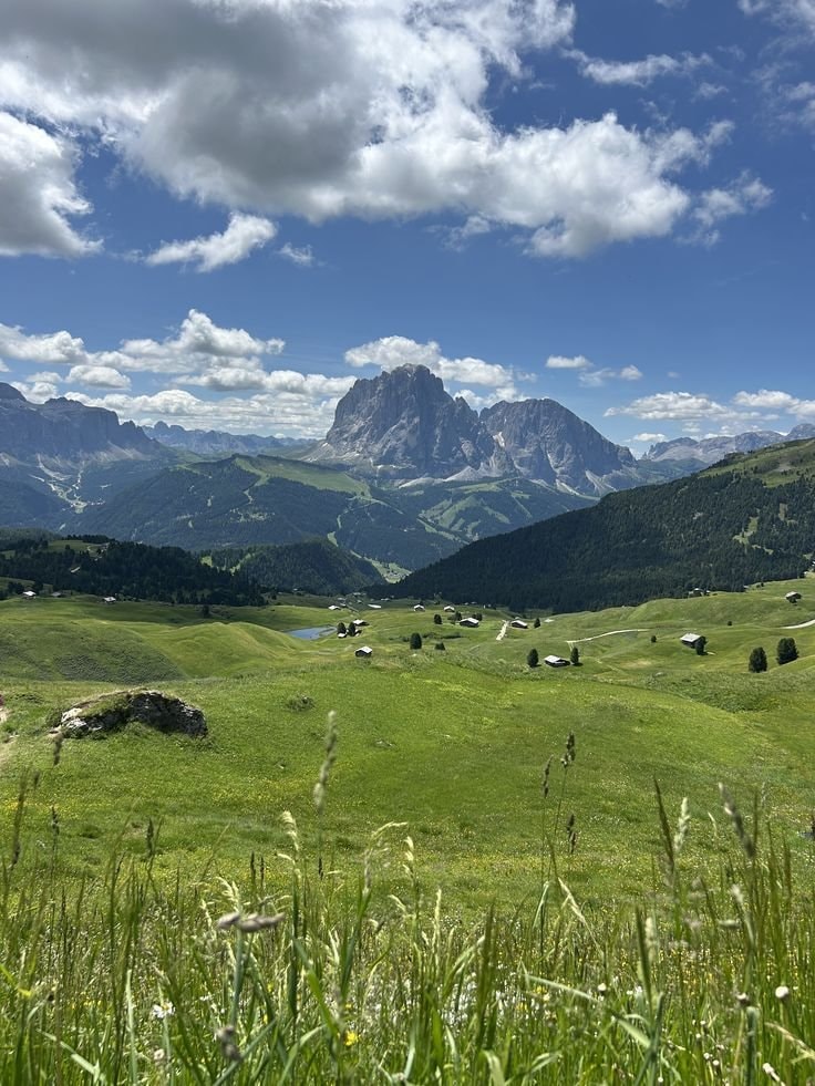 Dolomites Italy landscape (photo 2 of 4)