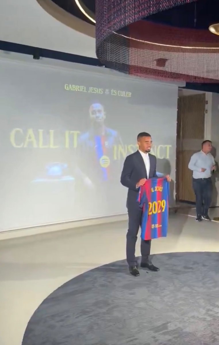 Gabriel Jesus Barcelona presentation