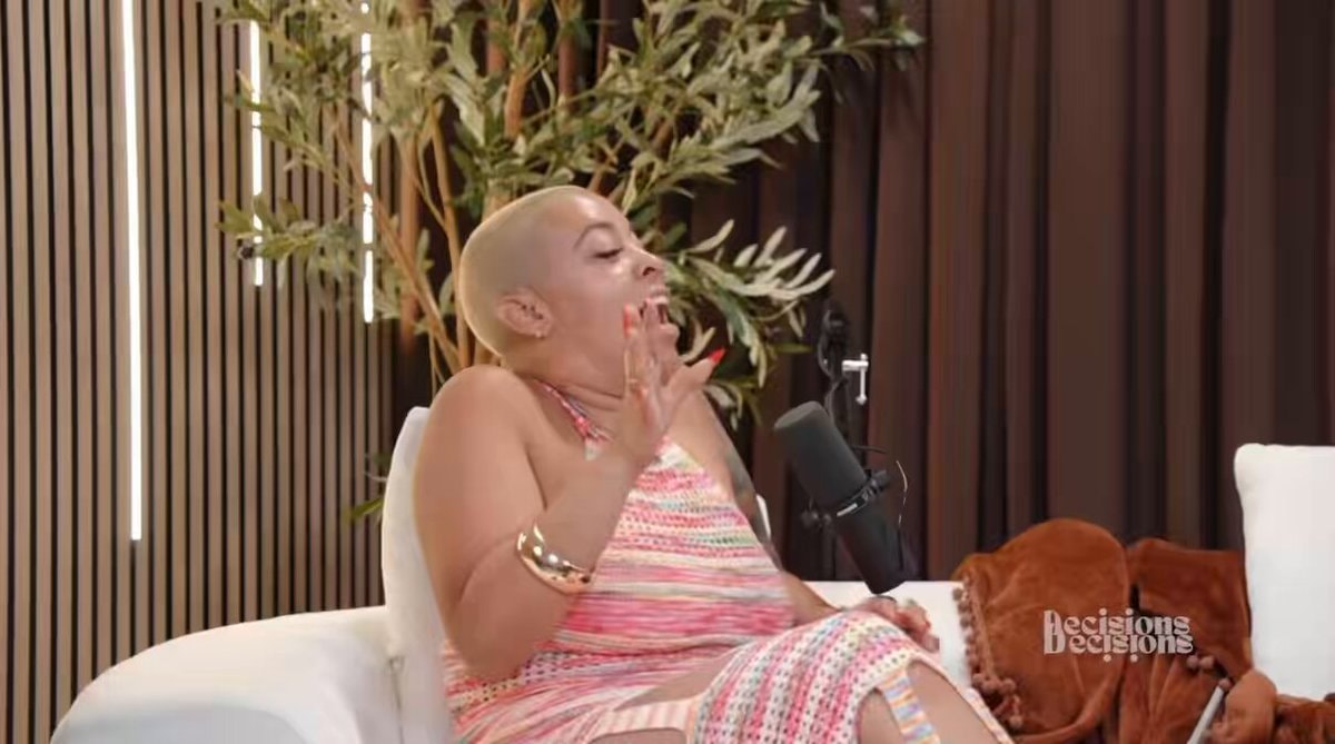 Mandii B on Boyfriend 2 kink