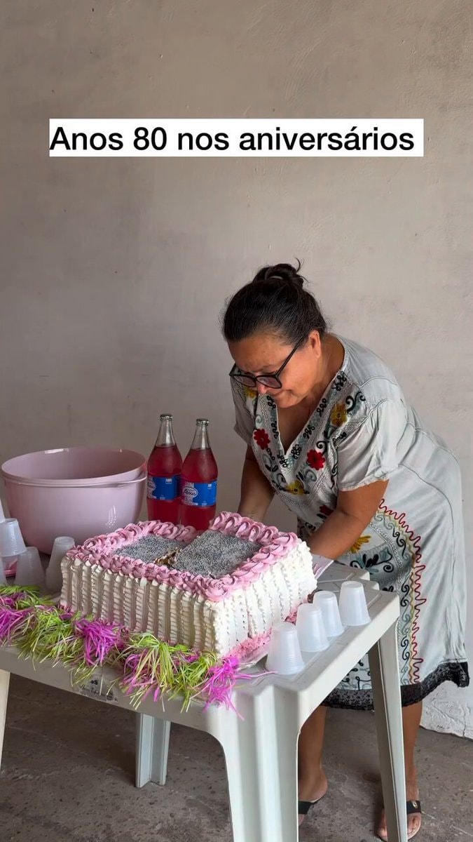 Cake as main dish in the 80s