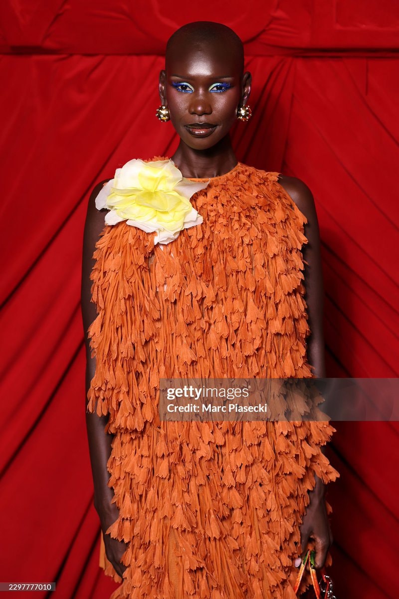 Adot Gak Paris Fashion Week (photo 2 of 2)