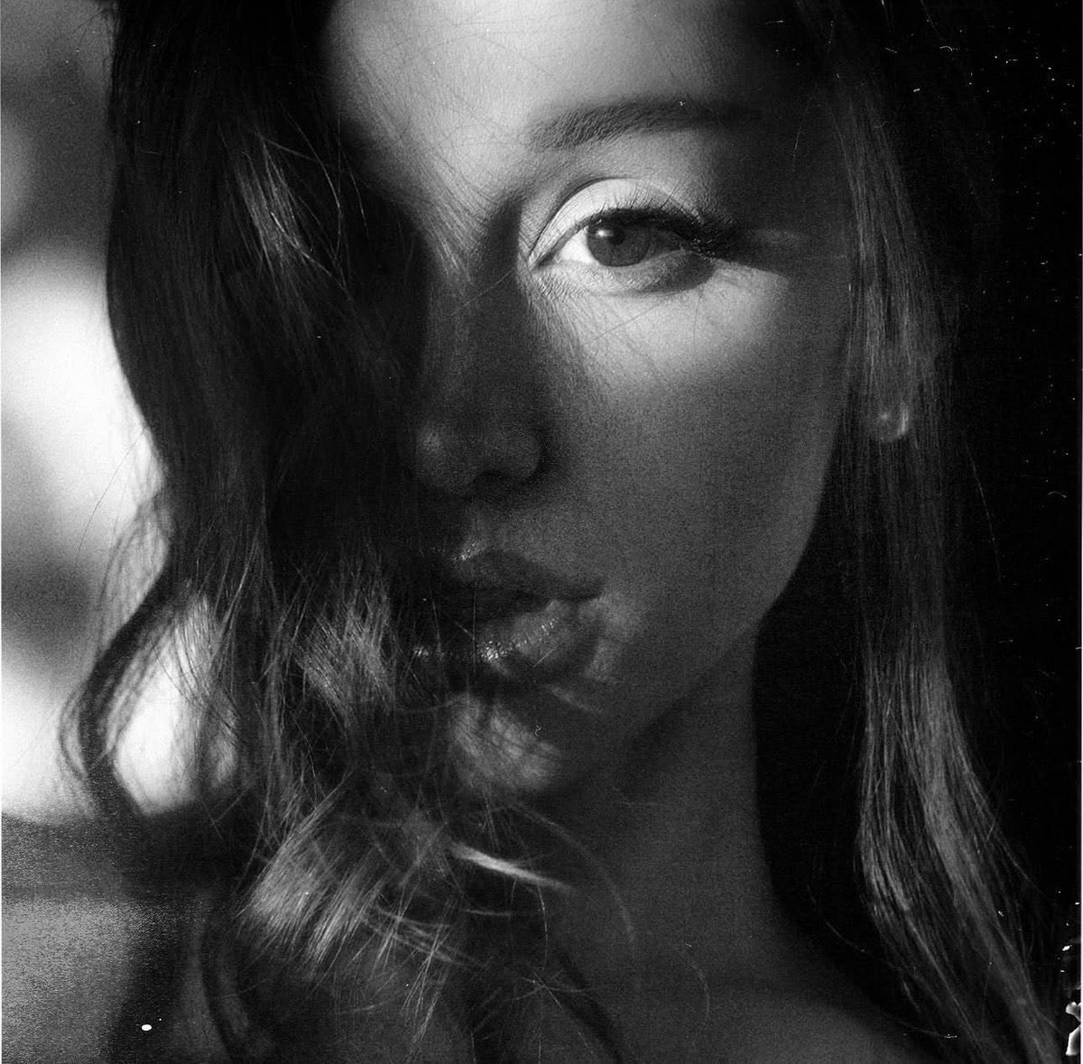 Ariana Grande hate that i made you love me 100M Spotify (photo 1 of 2)