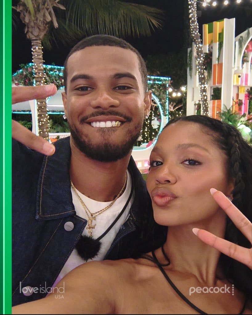 Melanie Corey Love Island USA selfie