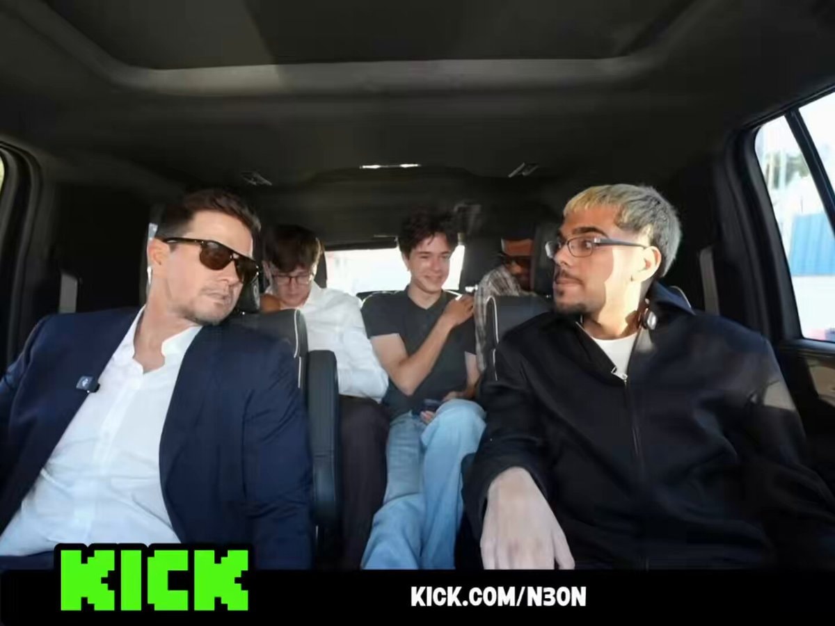 Mark Wahlberg's son asks N3on about bots