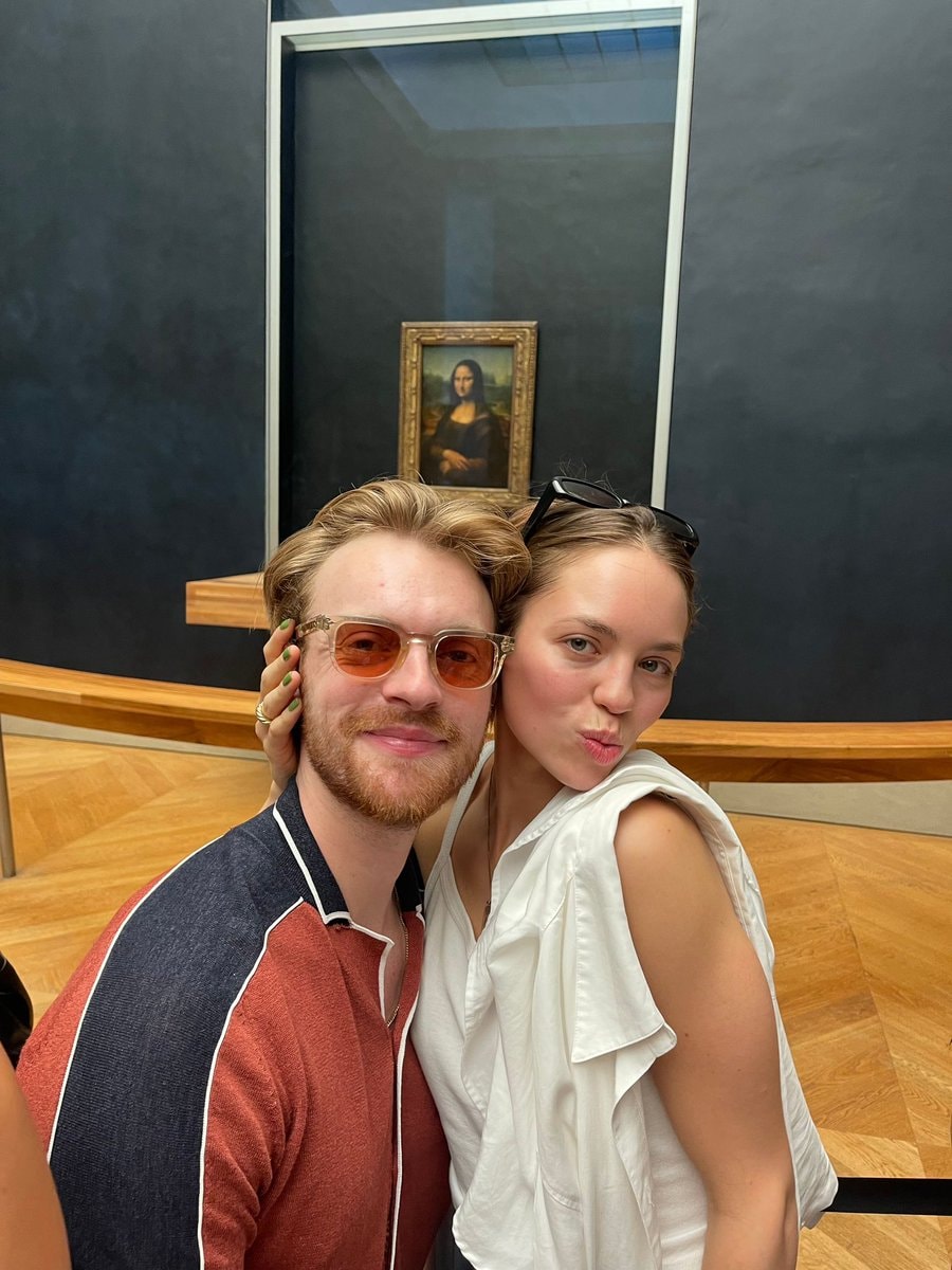 Finneas O'Connell and Claudia Sulewski