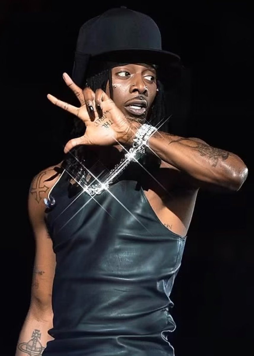 Playboi Carti stage moment