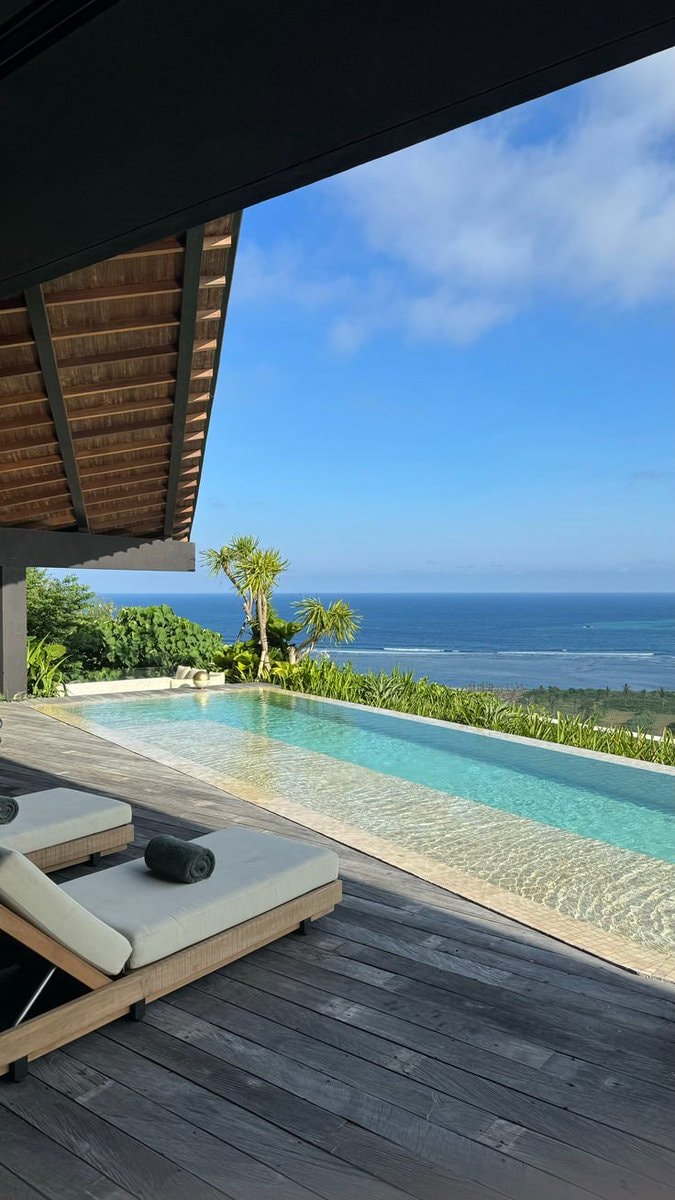 Indonesia tropical deck view (photo 4 of 4)