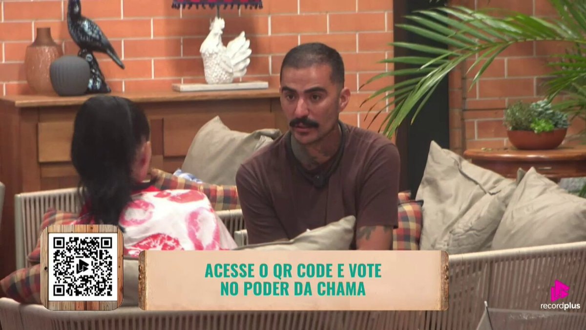Mayk Ariela Maíra AFazenda conflict