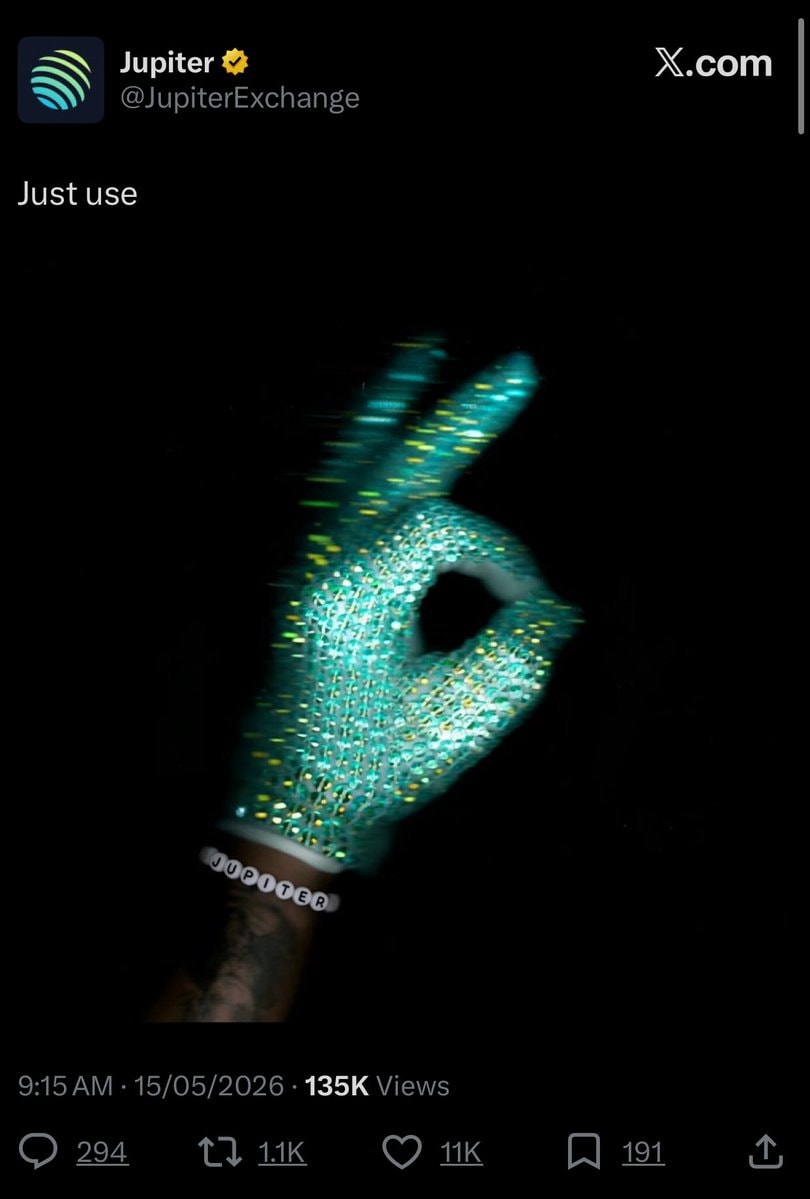 Jupiter green glitter peace sign (photo 1 of 2)
