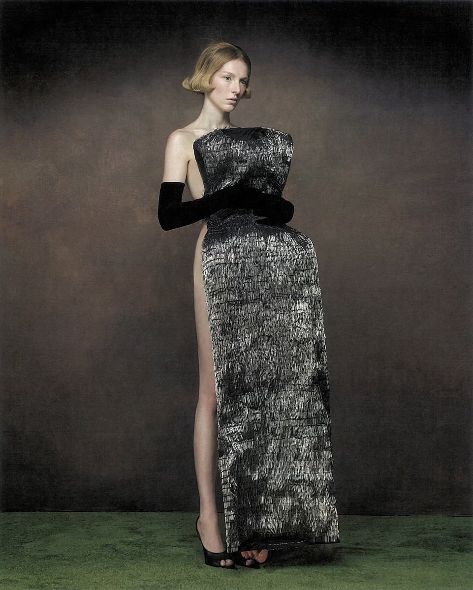 Hunter Schafer Elle Magazine cover (photo 4 of 4)