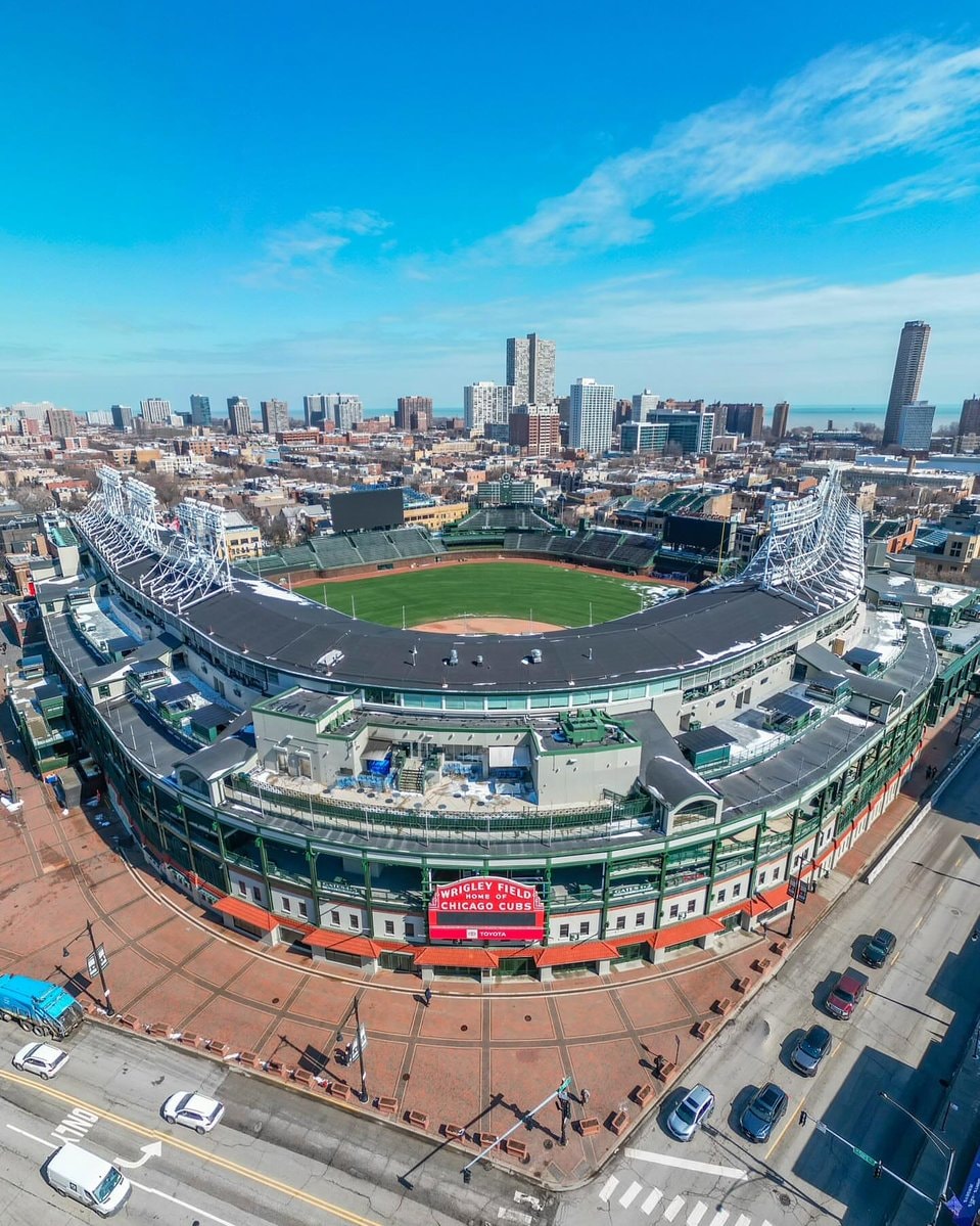 Wrigley Field Chicago Cubs (photo 1 of 3)