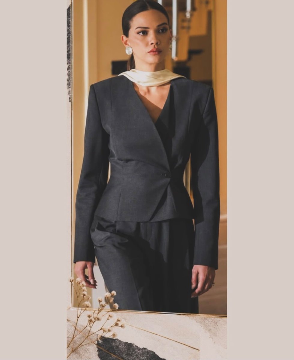Eylül Lize Kandemir suit 34,900 TL