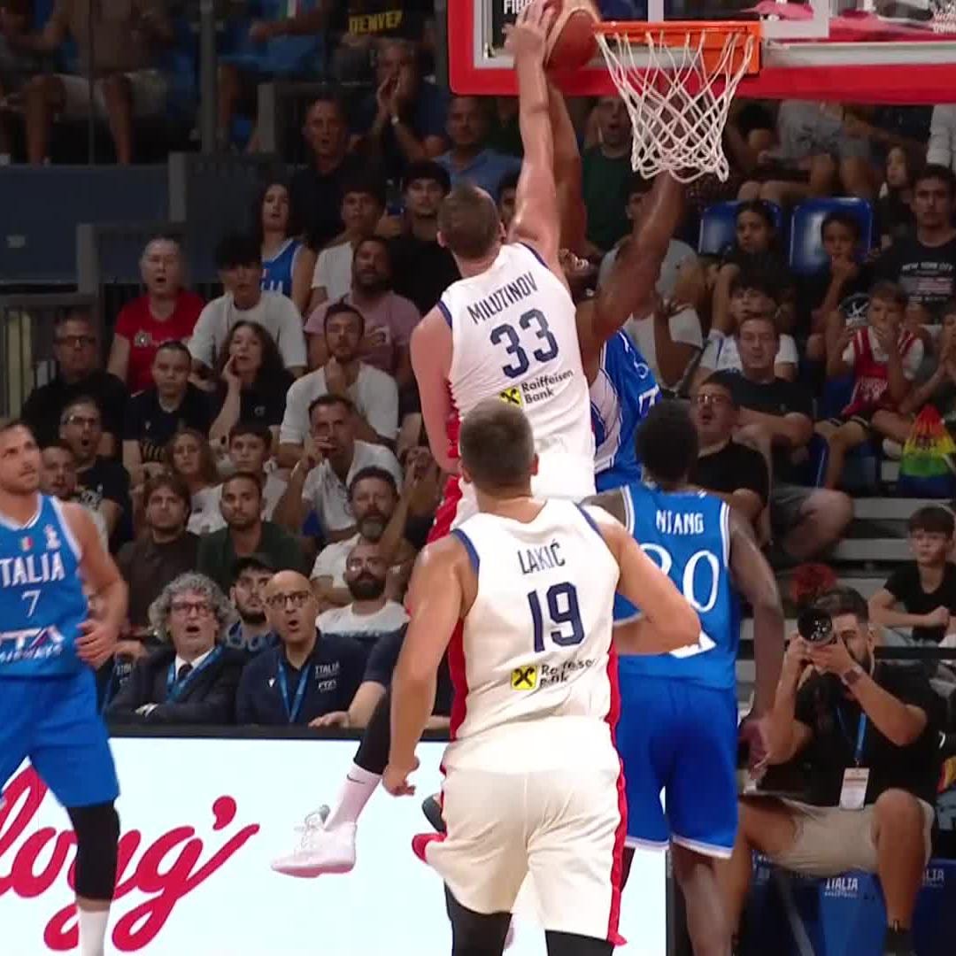 Milutinov missed rejection attempt Milutinov missed rejection attempt