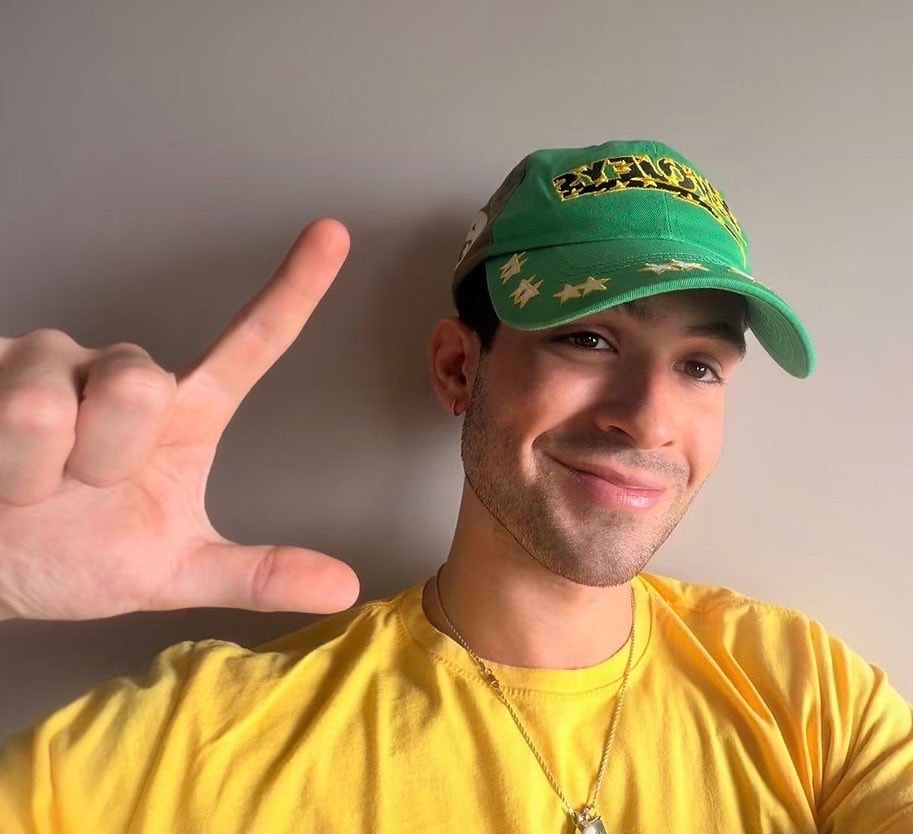 João Guilherme Brazil jersey Lula gesture