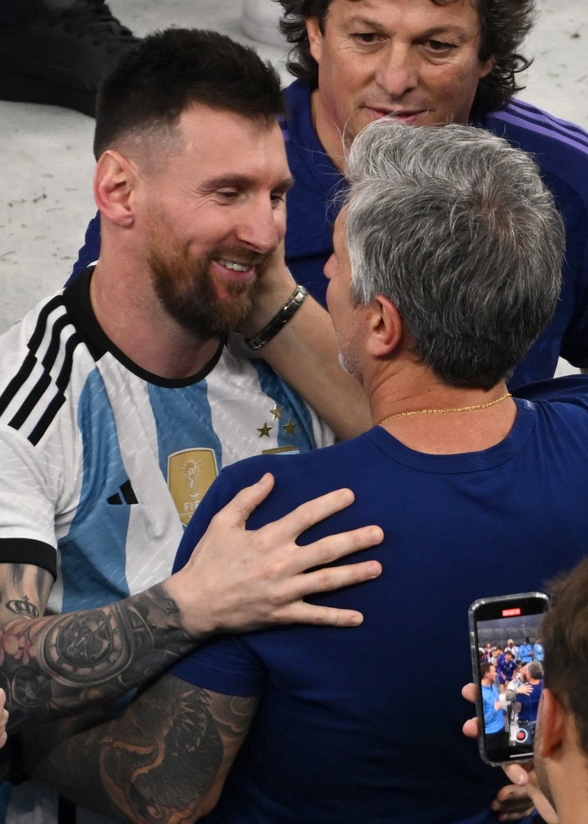 Cristiano Ronaldo and Lionel Messi (photo 2 of 2)