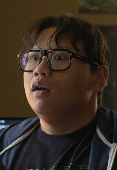 Jacob Batalon on Spider-Man handshake (photo 2 of 2)