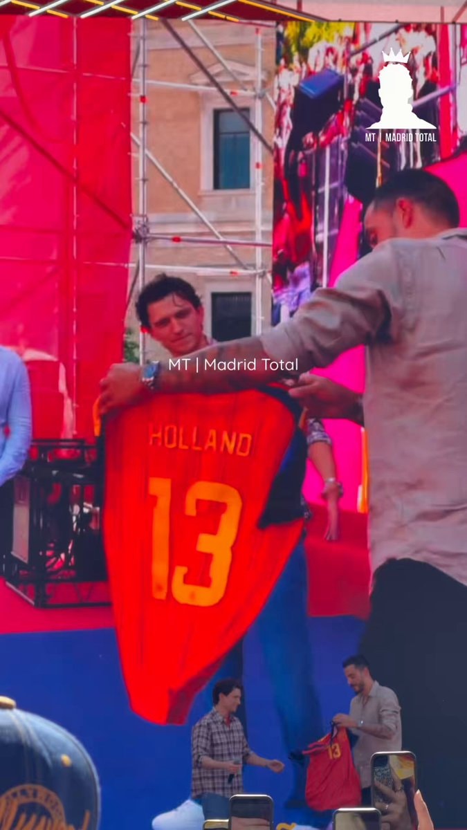 Joselu Mato Tom Holland Spider-Man Madrid promotion