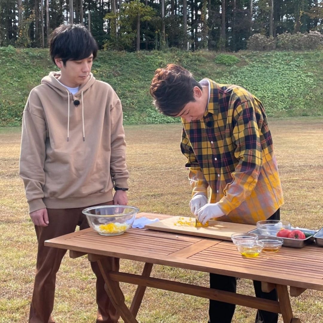 Cooking segment with yellow plaid shirt