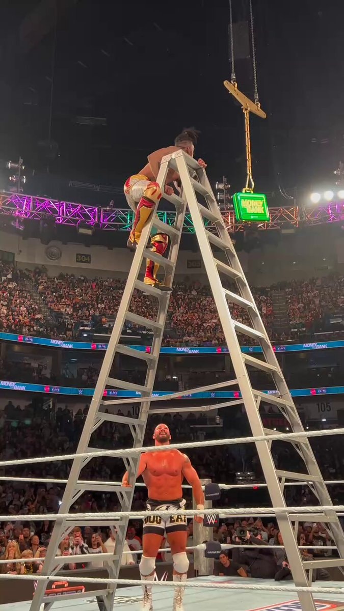 Je'Von Evans MITB fall Je'Von Evans MITB fall