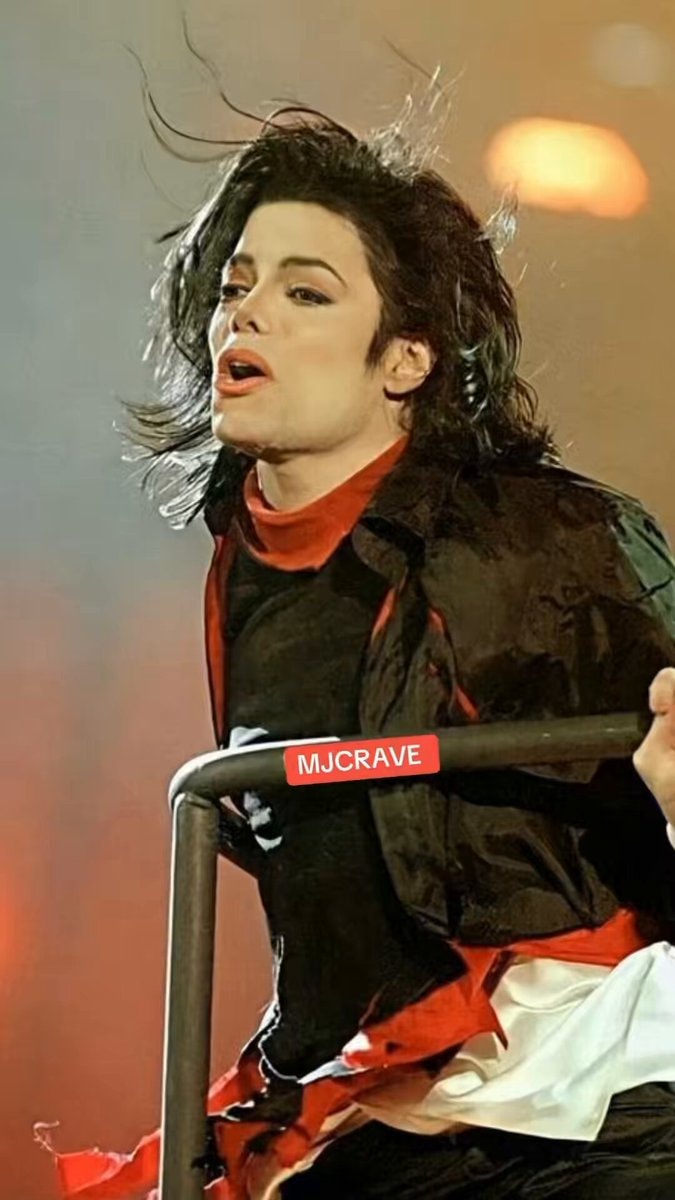 Michael Jackson Earth Song performance