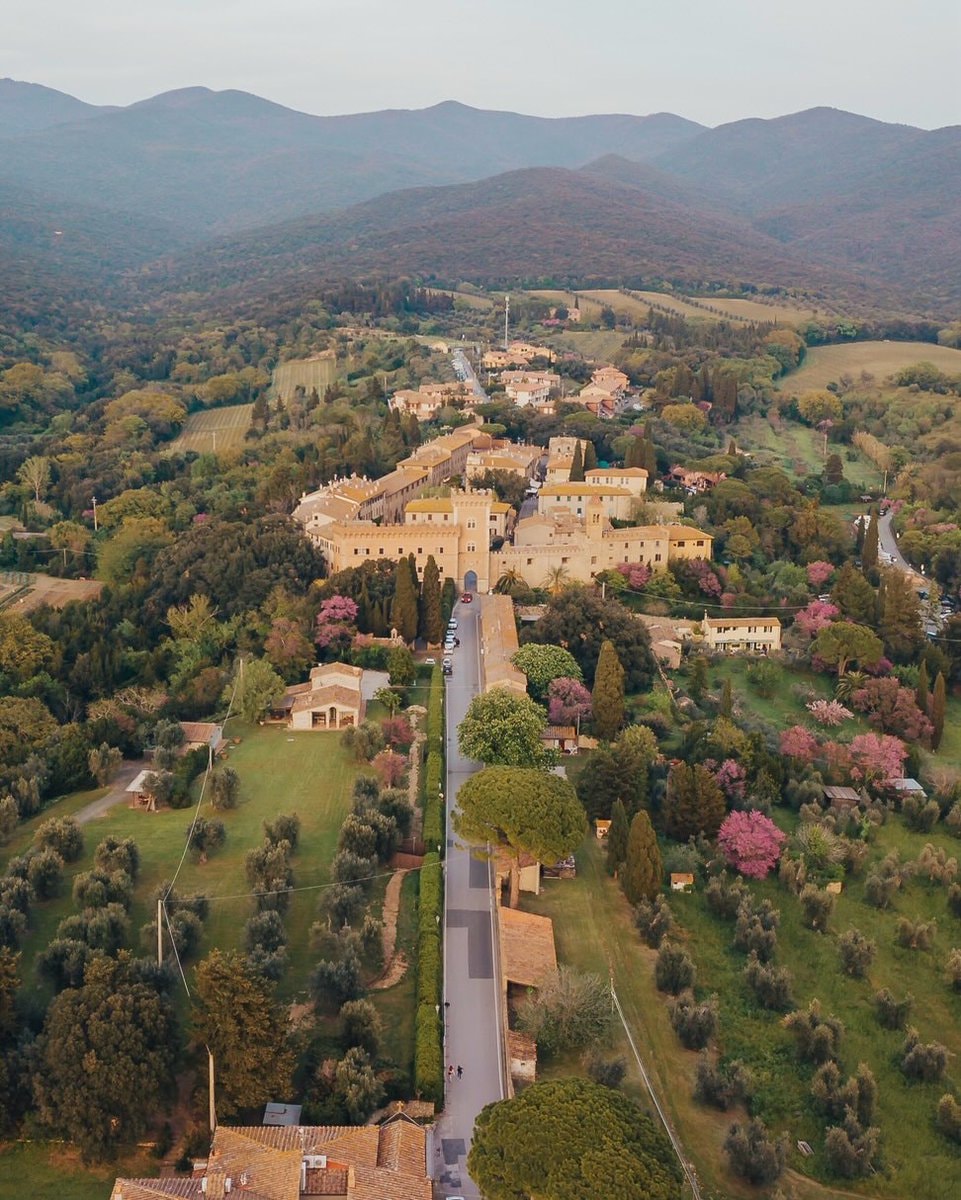 Toscana Italy Scenic Drive 🇮🇹 (photo 4 of 4)