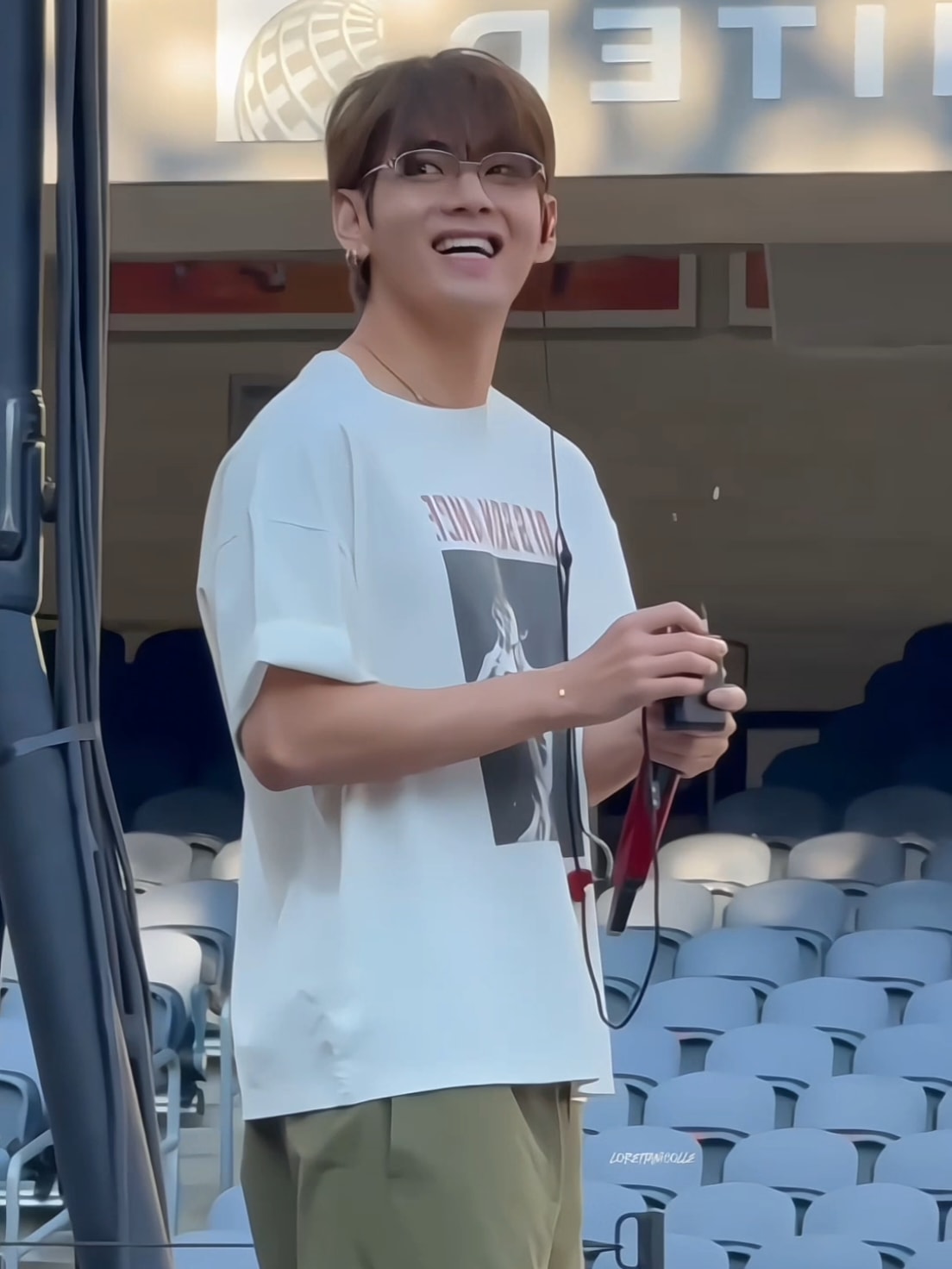 Taehyung glowing skin