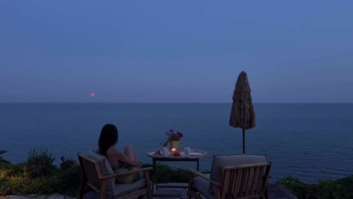romantic dinner by the ocean