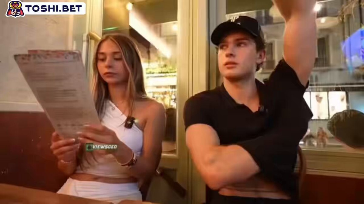 Sophie Rain screams at Clavicular