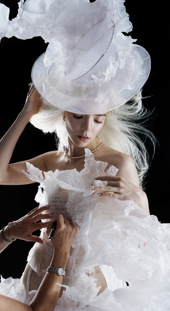 Anya Taylor-Joy V Magazine (photo 1 of 2)
