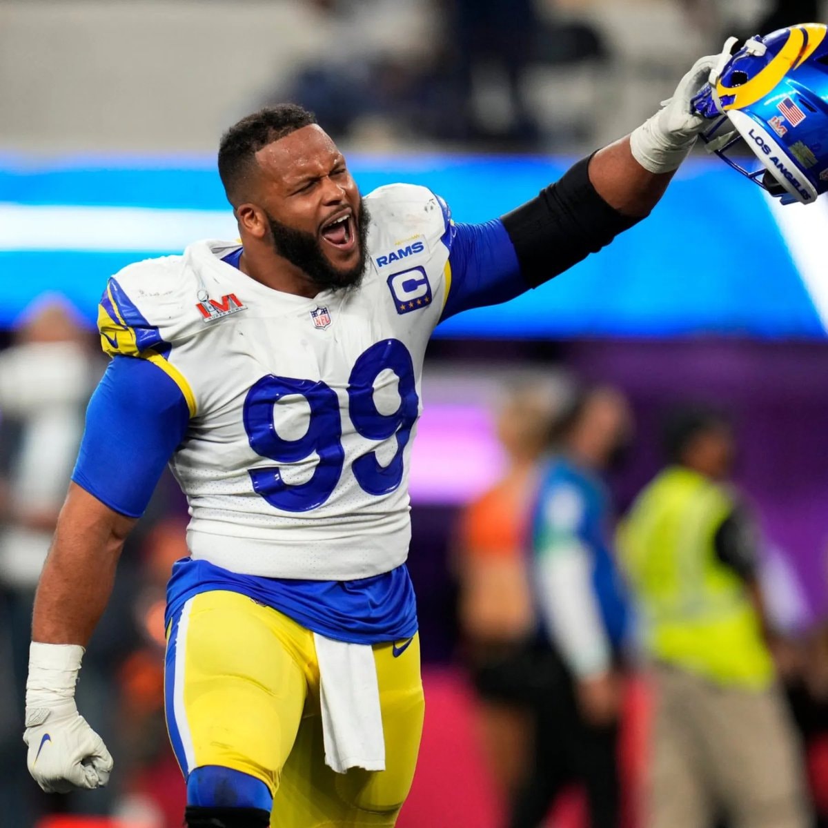 LA Rams Aaron Donald Myles Garrett defense (photo 1 of 2)