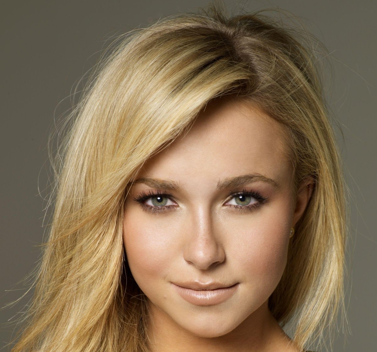 Hayden Panettiere Until Dawn (photo 2 of 2)