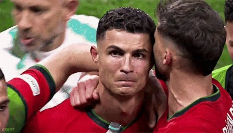 Cristiano Ronaldo Portugal team huddle