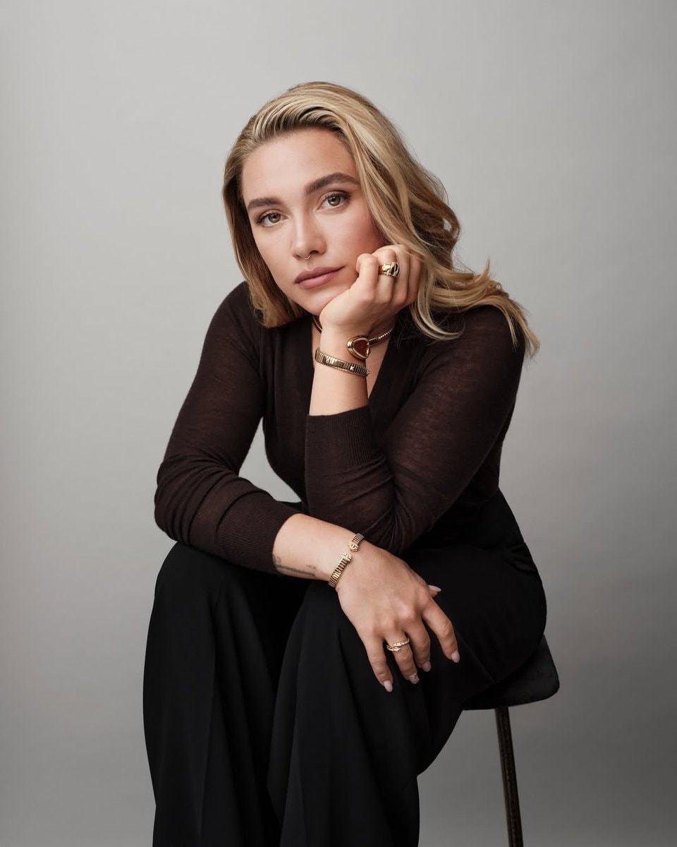Florence Pugh Bvlgari 📸 (photo 2 of 2)