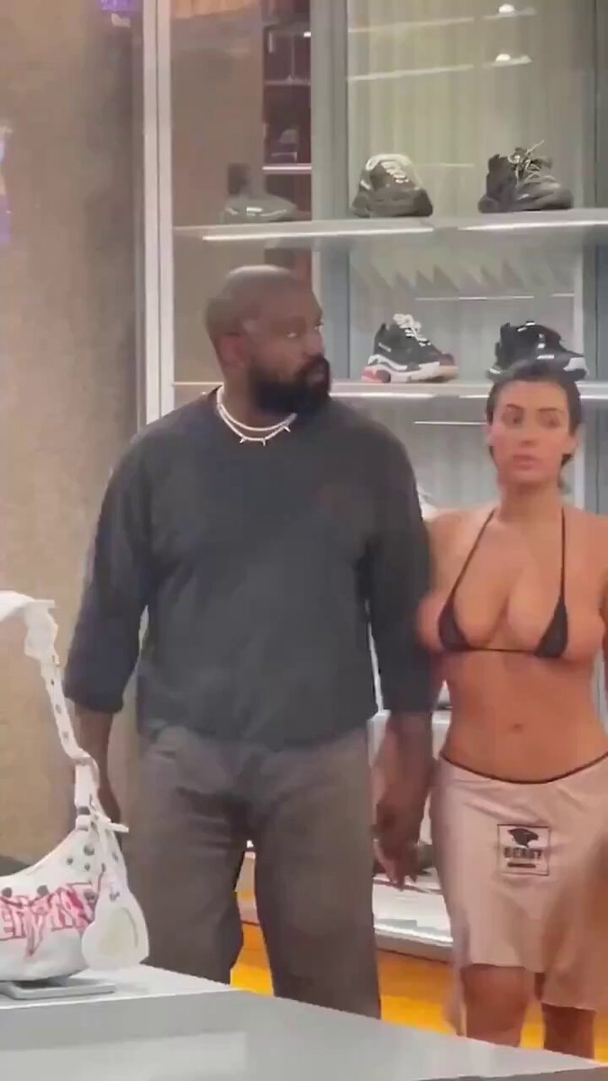 Kanye West spreading joy on a Tuesday Kanye West spreading joy on a Tuesday