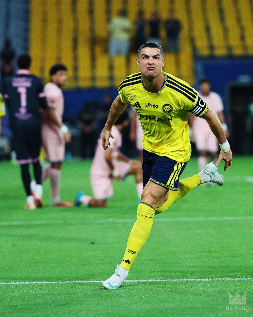 Cristiano Ronaldo 1955 sock