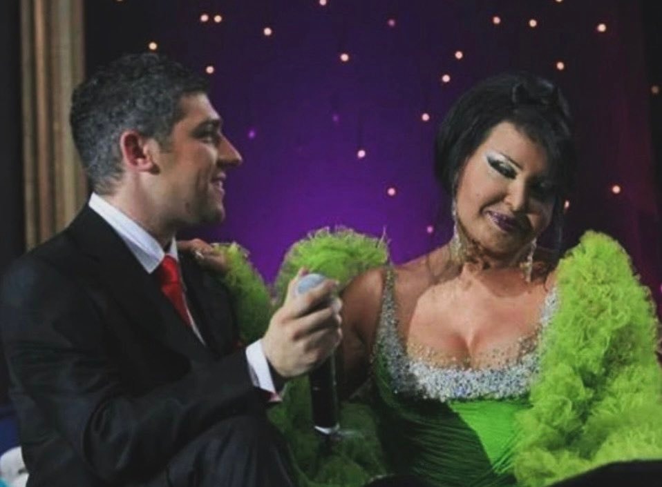 Bülent Ersoy marriages and relationships (photo 2 of 2)