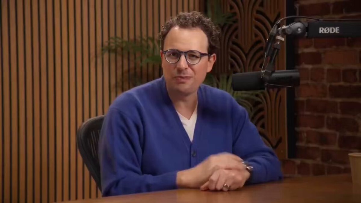 Dario Amodei on AI bankruptcy risk Dario Amodei on AI bankruptcy risk