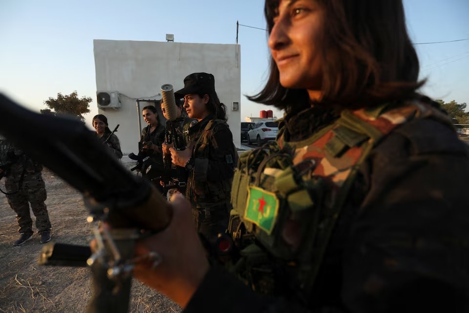 Syria women fighters denied army integration (photo 3 of 3)