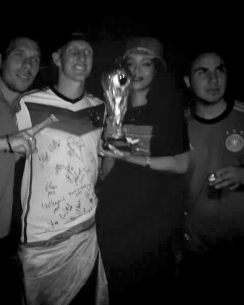 Rihanna World Cup trophy 2014 (photo 3 of 3)