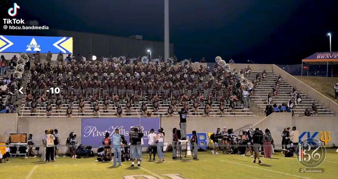 Texas Southern University marching band performs Ariana Grande