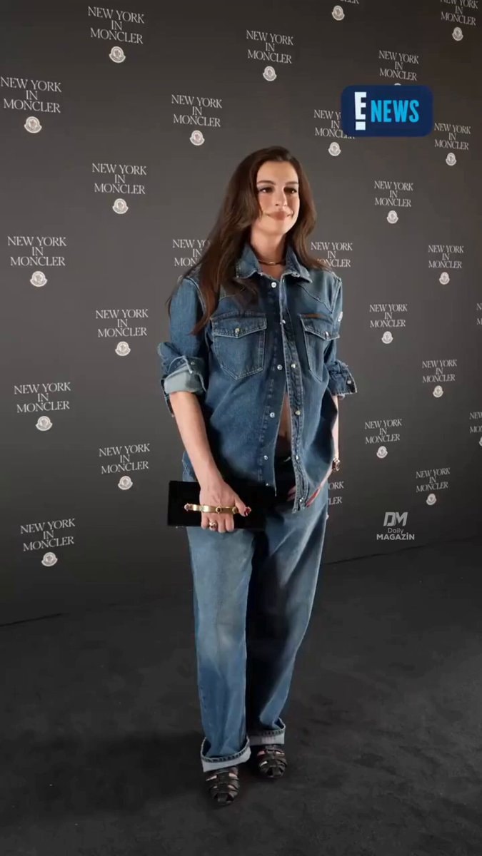 Anne Hathaway pregnancy glow at event Anne Hathaway pregnancy glow at event