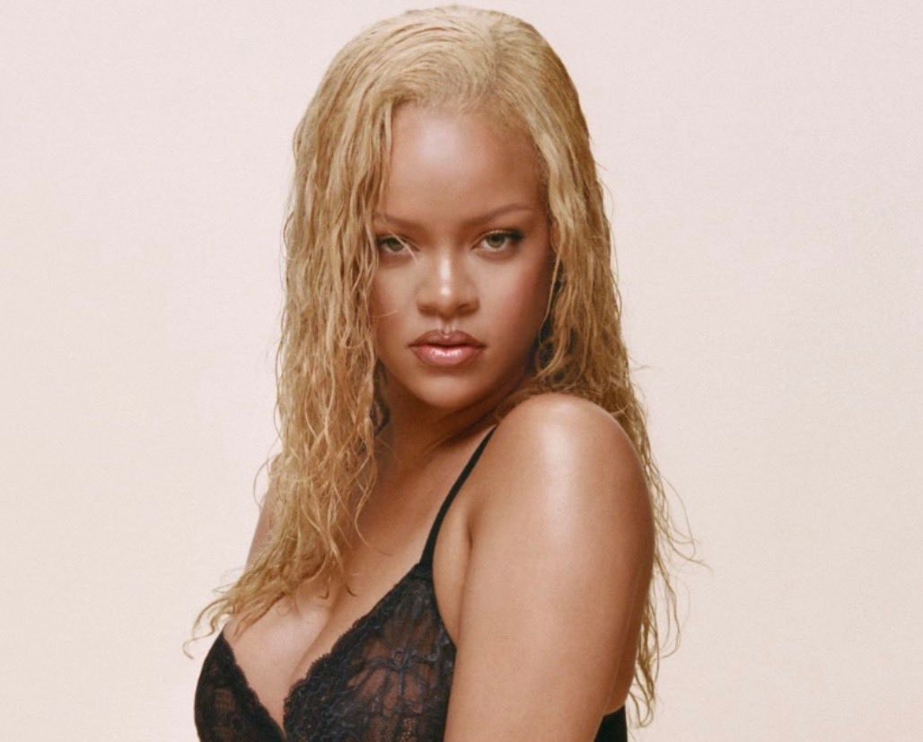 2024 blonde era throwback (photo 4 of 4)
