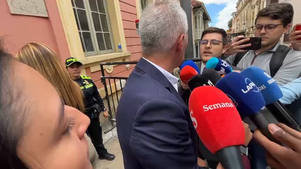 Abelardo De La Espriella and Andrés Julián Rendón discuss REXI