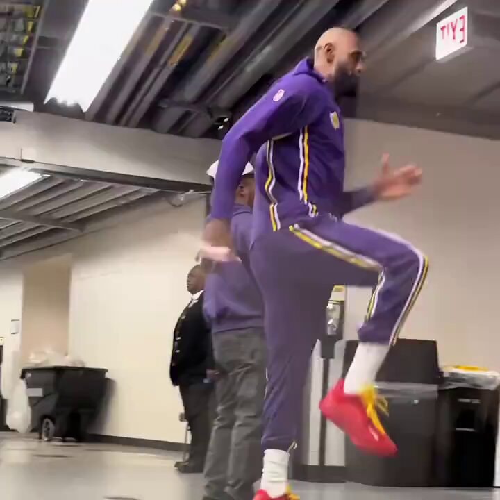 LeBron James handshake memory