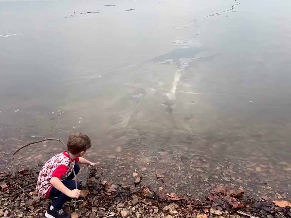 ice forming on lake cracking sounds