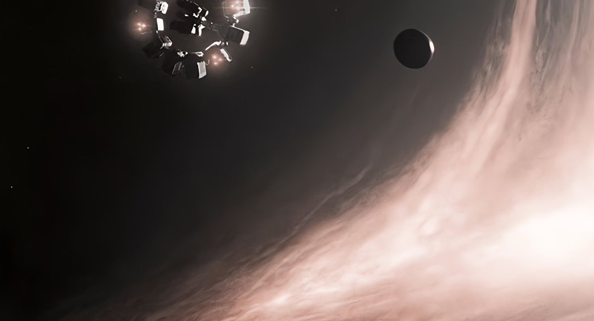 Interstellar fire scene (photo 2 of 4)